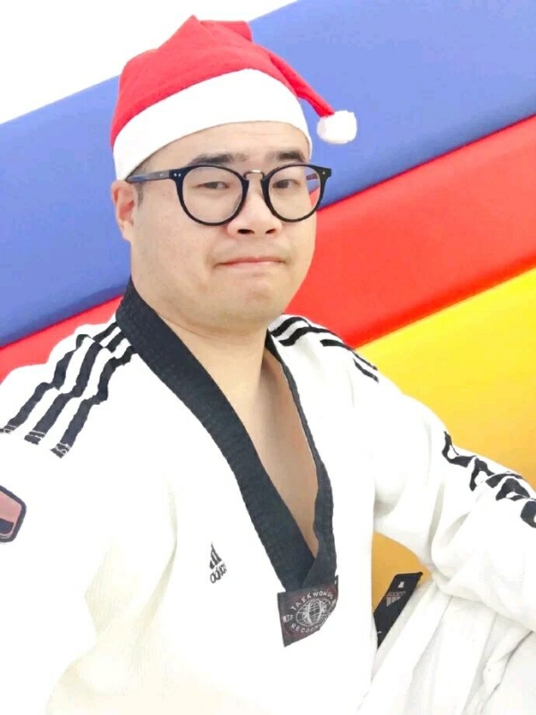 何当重相见的第一张照片--长泰相亲网