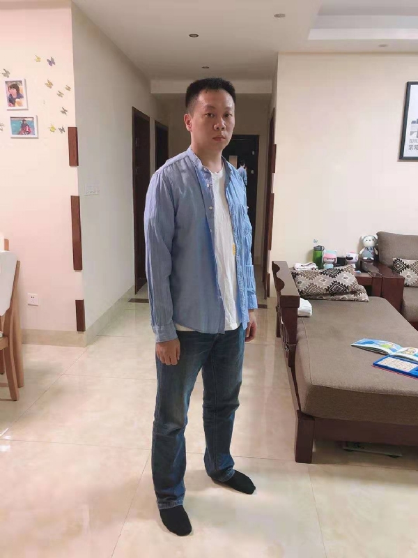 以勒的第一张照片--长泰相亲网