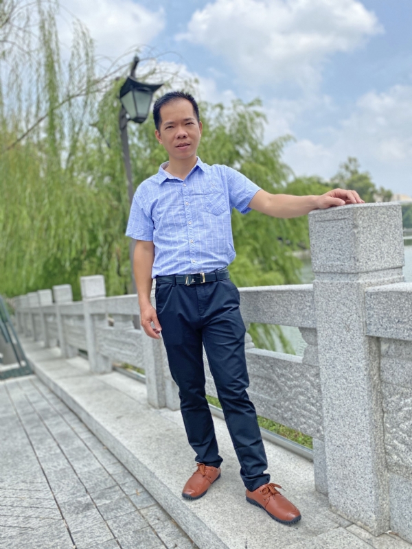 奇峰向阳的第一张照片--长泰相亲网