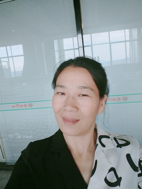 易莲的第一张照片--长泰相亲网
