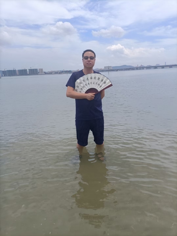 浪迹天涯的第一张照片--长泰相亲网