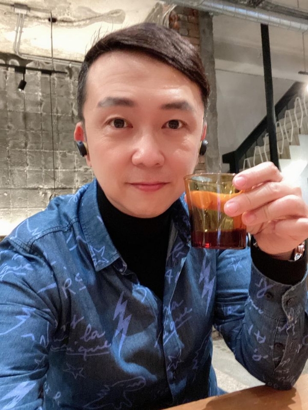 陈道明的第二张照片--长泰相亲网
