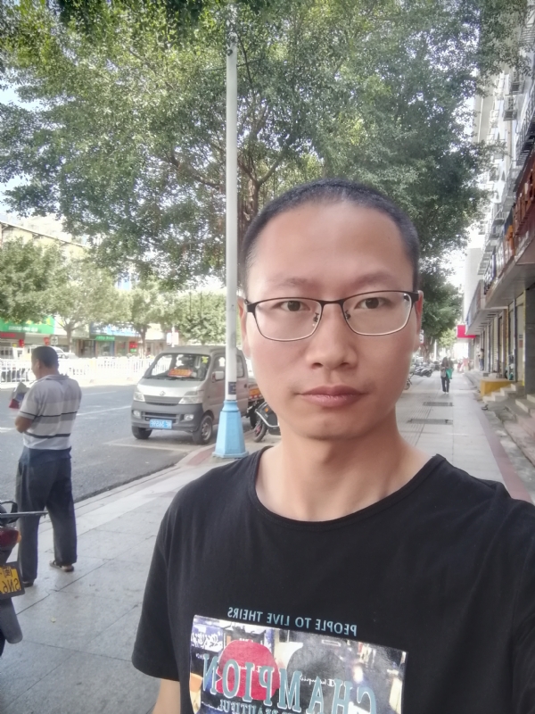 老虎的第一张照片--长泰相亲网