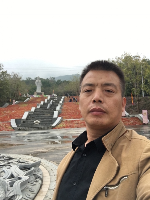 开心的松鼠的第二张照片--长泰相亲网
