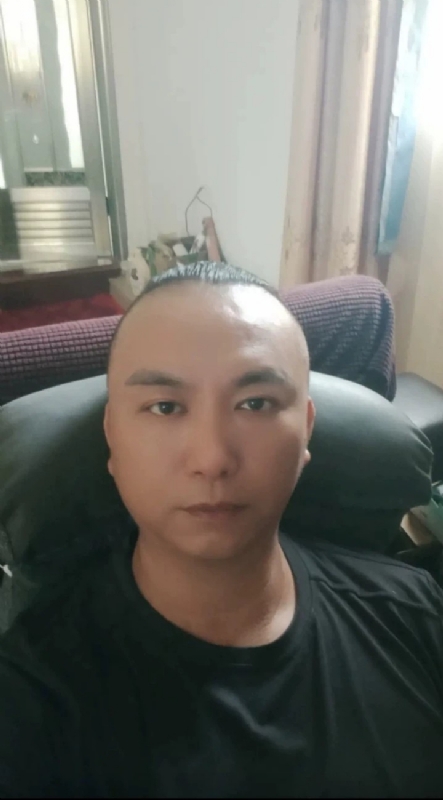施逸森的第一张照片--长泰相亲网